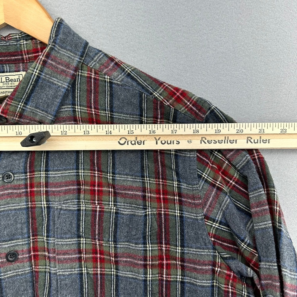 L.L. Bean Traditional Fit Scotch Plaid Flannel Button Up Shirt Grey L Cabincore - Picture 5 of 10